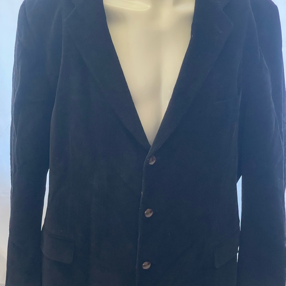 Elegant Men's Dark Blazer
